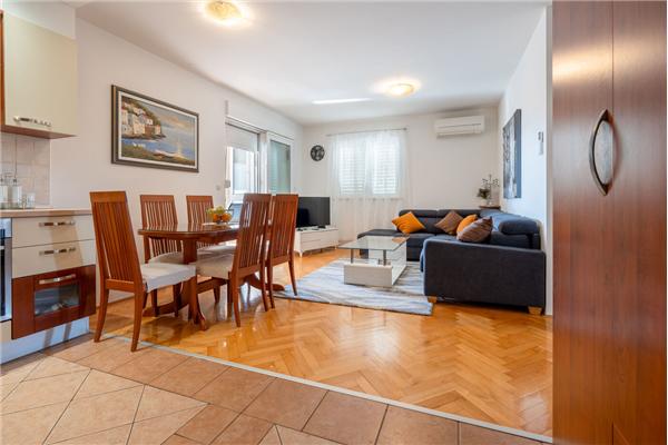 Apartman A1, na 6 osebe