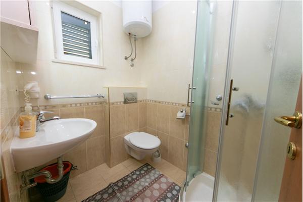 Apartment A3, for 6 persons