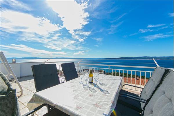 Apartment A3, for 6 persons