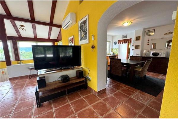 Hiša K1, na 6 osebe