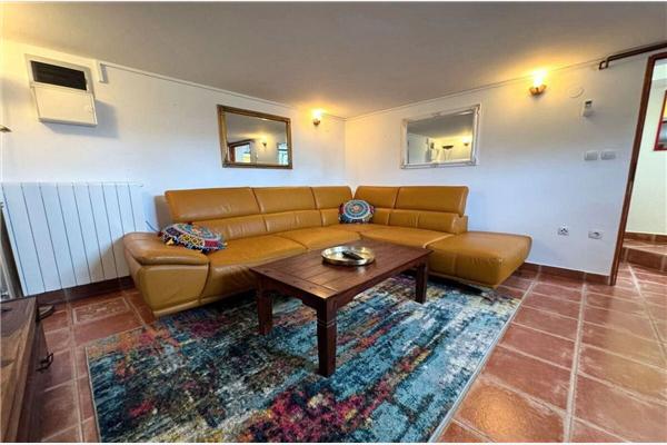 Hiša K1, na 6 osebe