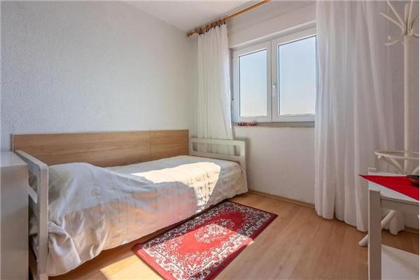 Apartment A4, for 5 persons