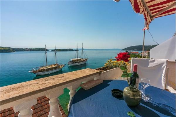 Apartment A4, for 5 persons