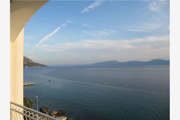 Room S2, for 2 persons