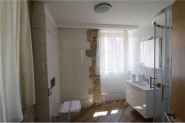 Room S4, for 2 persons