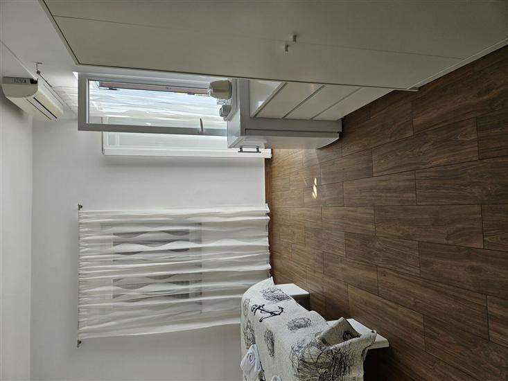 Room S5, for 2 persons