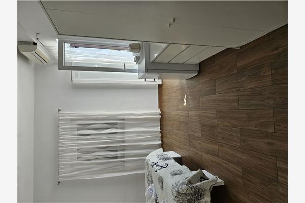 Room S5, for 2 persons