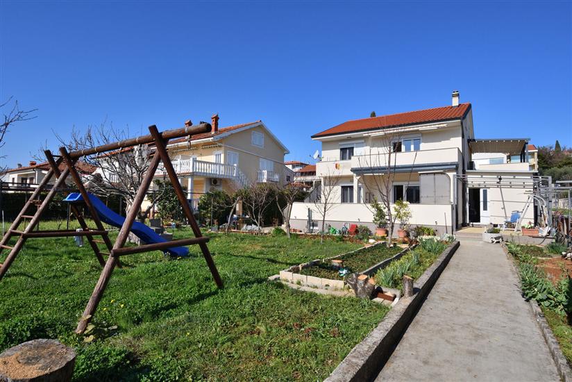 Apartment By the sea