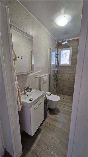 Apartment A1, for 5 persons