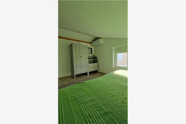 Apartment A1, for 5 persons