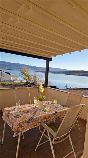 Apartment By the sea