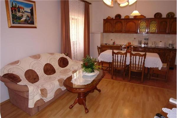 Appartamento A2, per 7 persone