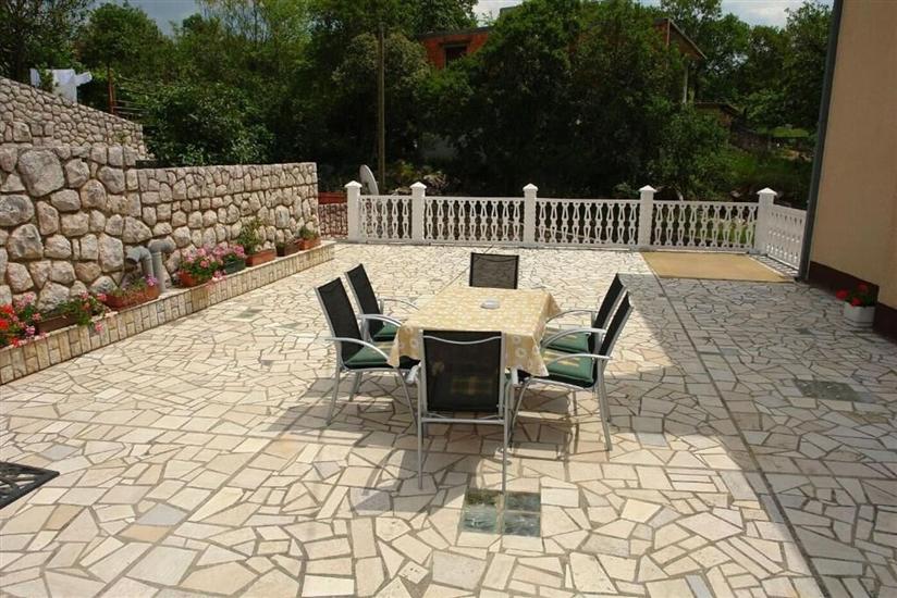 Appartamento A4, per 9 persone