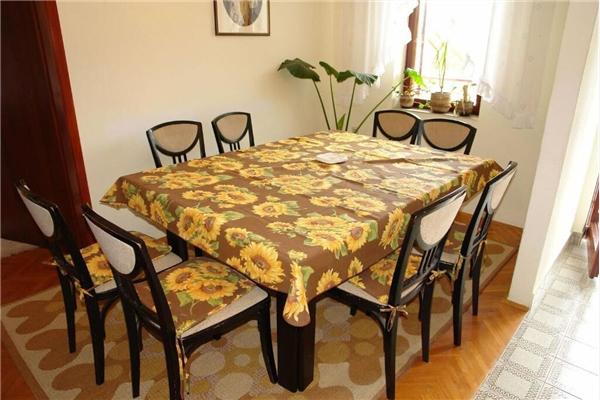 Appartamento A4, per 9 persone