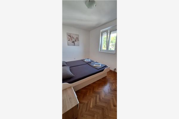 Apartment A2, for 4 persons