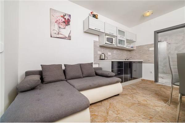 Apartment A2, for 4 persons