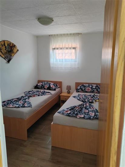 Apartment A2, for 4 persons