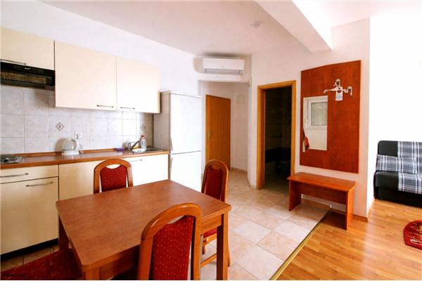 Apartment A6, for 4 persons