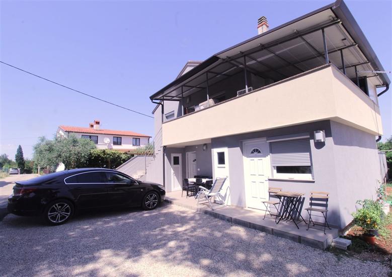 Apartment Sidro 1