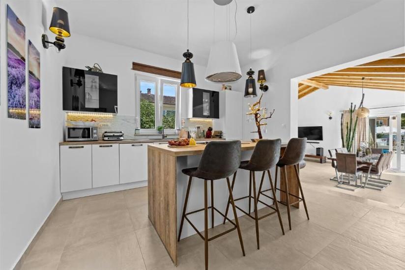 House K1, for 10 persons