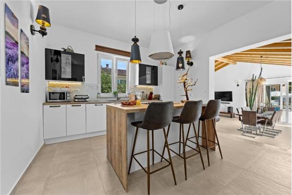 House K1, for 10 persons