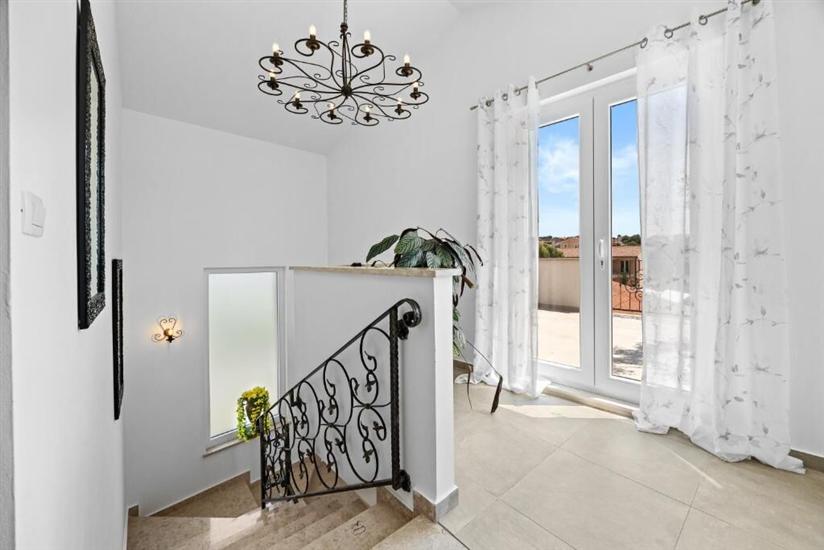 House K1, for 10 persons