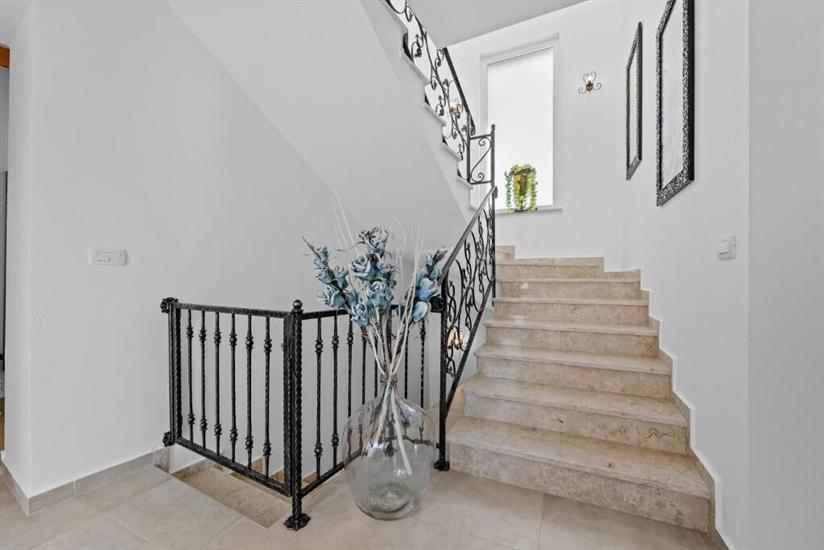 House K1, for 10 persons