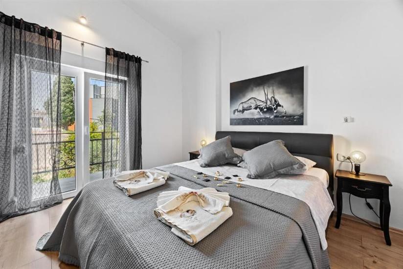 House K1, for 10 persons