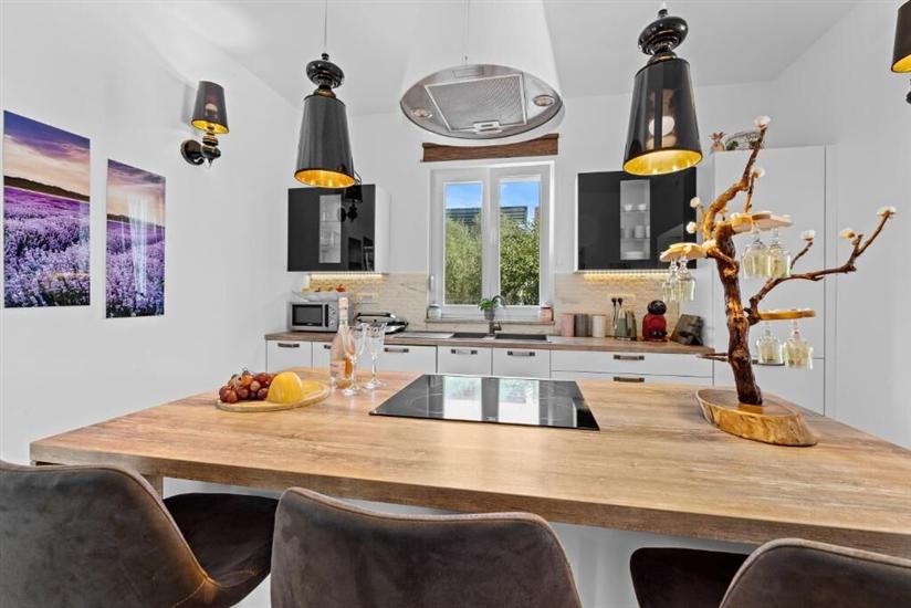 House K1, for 10 persons