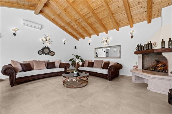 House K1, for 10 persons