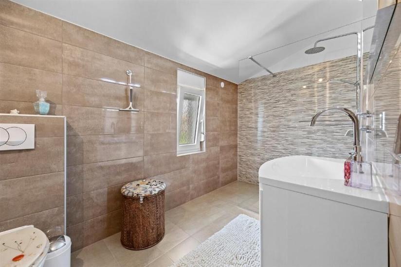 House K1, for 10 persons