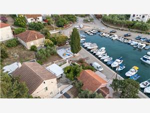 Stone house North Dalmatian islands,BookSuiteFrom 257 €