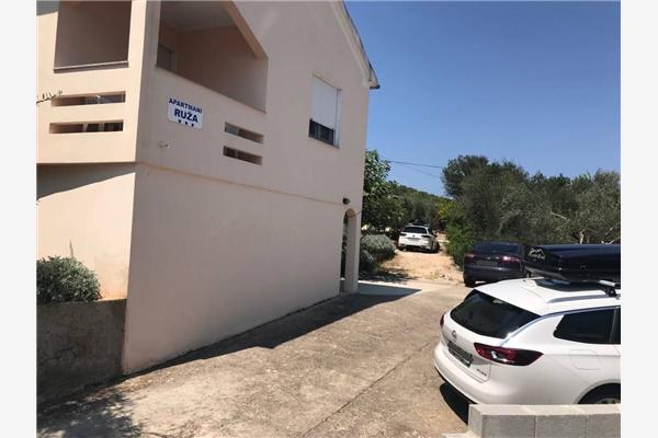 Apartment A4, for 4 persons