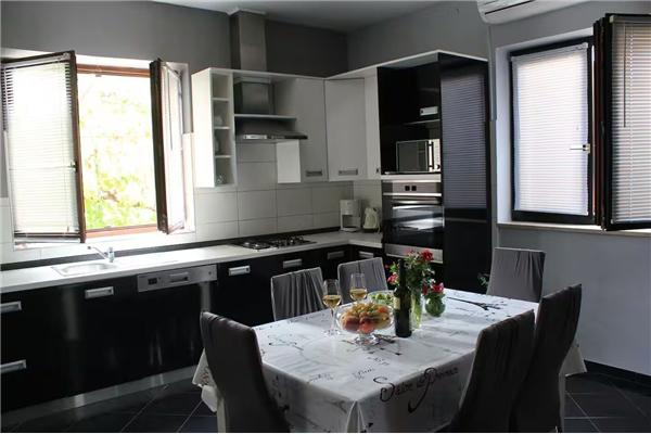 Apartment A4, for 4 persons