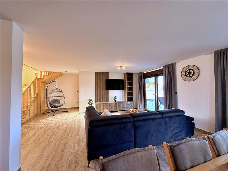 House K1, for 8 persons