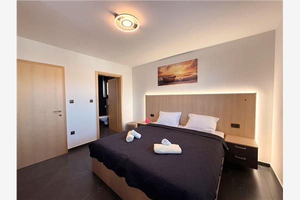 House K1, for 8 persons