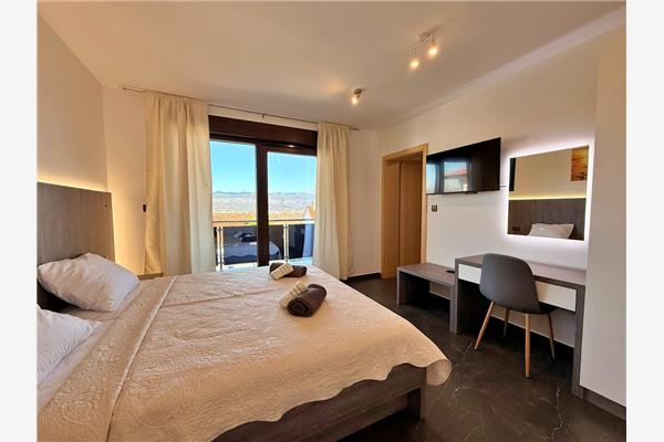 House K1, for 8 persons