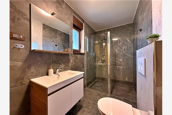 House K1, for 8 persons