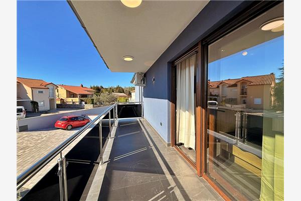 House K1, for 8 persons