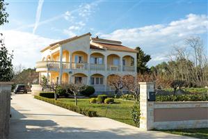 Apartmá - Ninski Stanovi