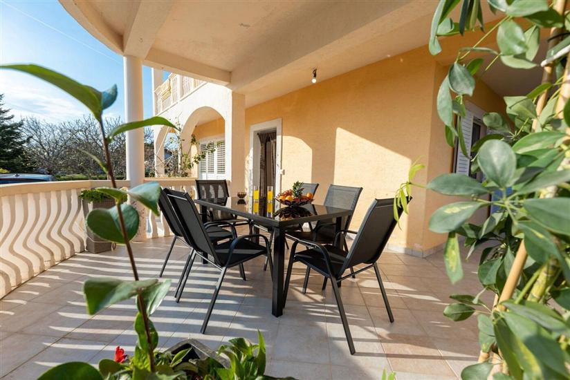 Apartment A1, for 4 persons