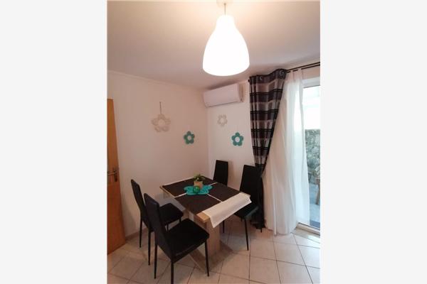 Apartment A1, for 4 persons