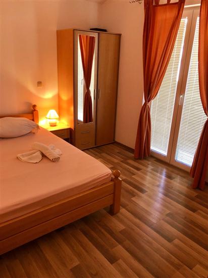 Apartment A6, for 4 persons