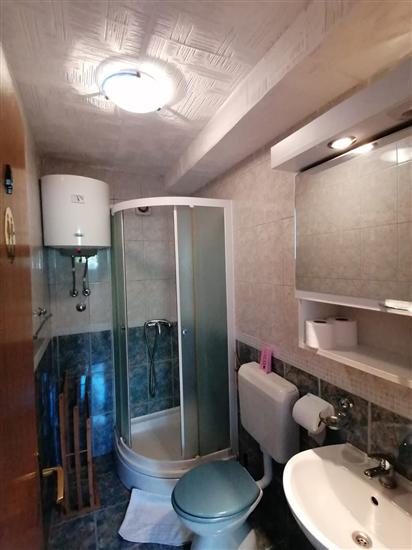 Room S1, for 2 persons