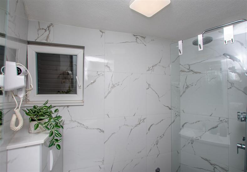 Apartman A1, na 4 osebe