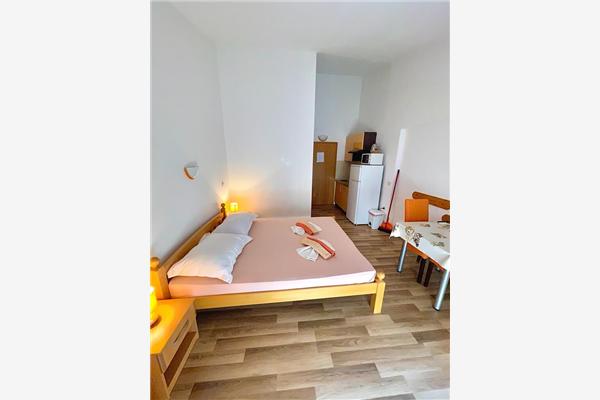 Apartment A7, for 2 persons