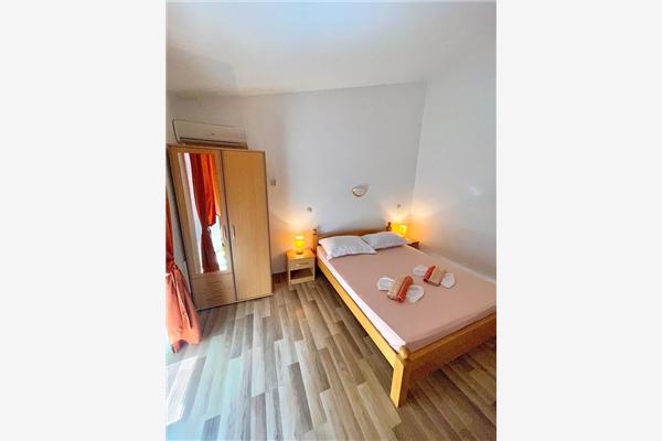 Apartment A7, for 2 persons