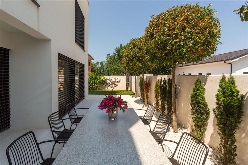 Vila Ventana with terrace and BBQ