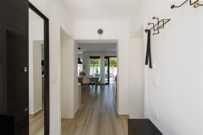 Hiša K1, na 8 osebe