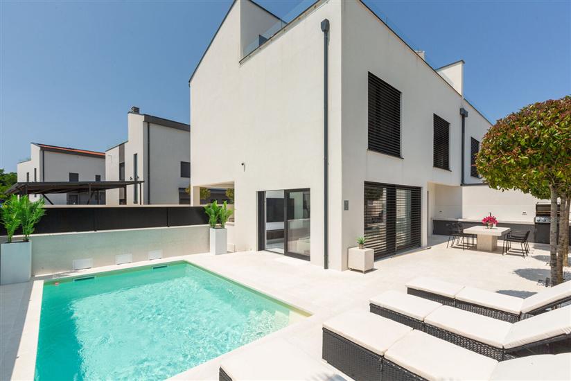 Vila Verana mit Pool